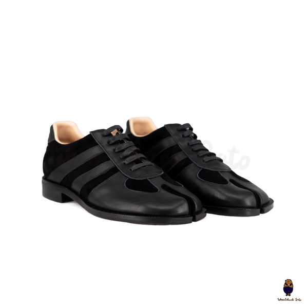 WoodchuckSato Black Leather & Suede Tabi Lace-Up Shoes