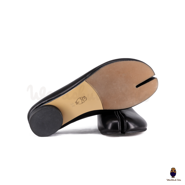 WoodchuckSato Black Grained Calf Leather Tabi Mule