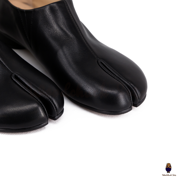 WoodchuckSato Black Grained Calf Leather Tabi Slip-On Shoes
