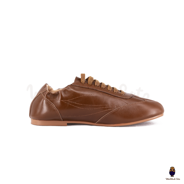 WoodchuckSato Brown Cow Leather German Trainer Tabi Sneakers