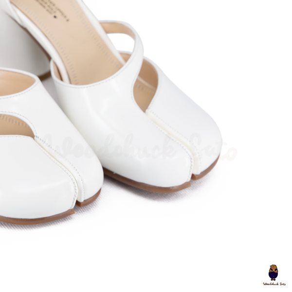 WoodchuckSato White Film-Coated Cow Leather Tabi Ankle Strap 8 cm Heel