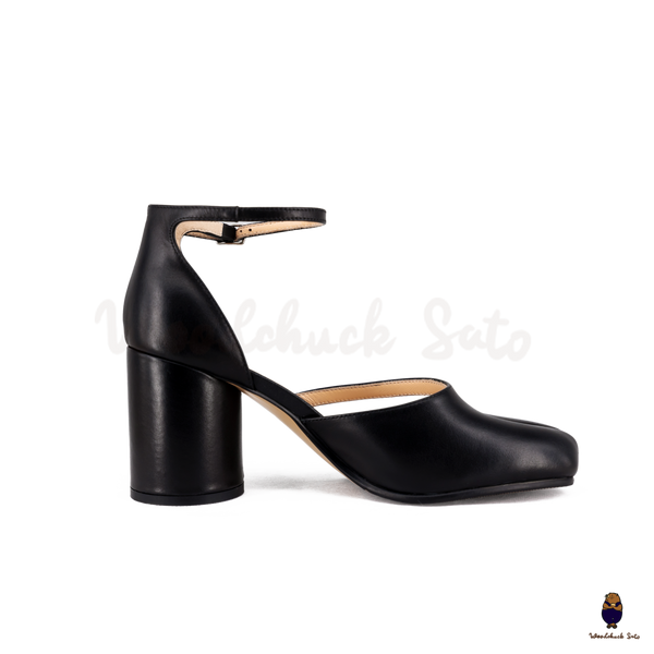 WoodchuckSato Black Matte Cow Leather Tabi Ankle-Strap 8 cm Heels
