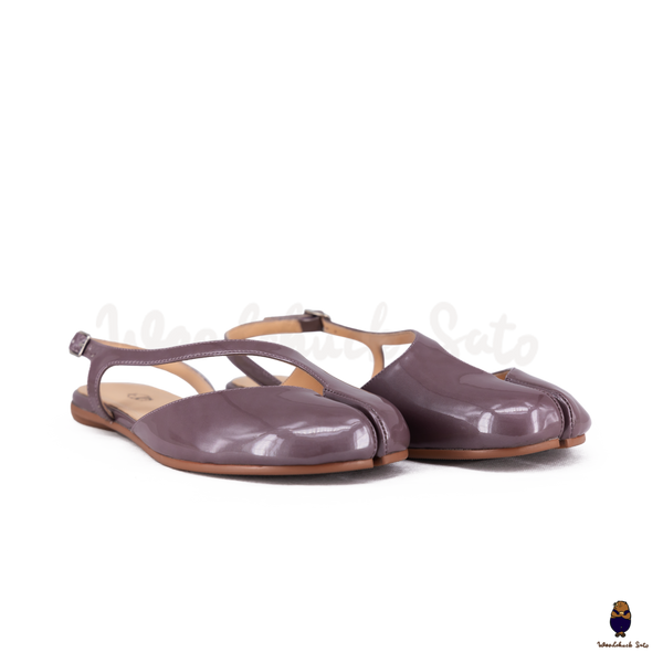 WoodchuckSato Taupe Film-Coated Cow Leather Tabi Slingback Sandals