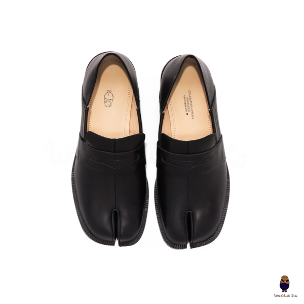 WoodchuckSato Black Matte Cow Leather with Penny Strap Tabi Loafers