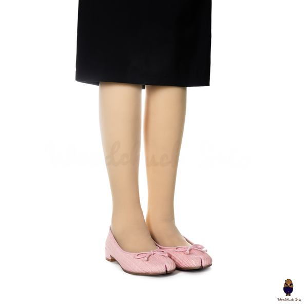 WoodchuckSato Woven Tabi Ballet Flats in Soft Pink Straw Tabi Balle Flats with Bow
