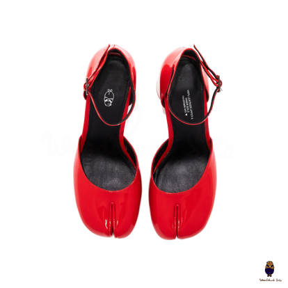 WoodChuckSato Bright Red Tabi Split-Toe Leather Hollow