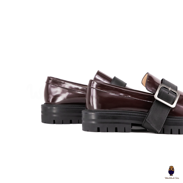 WoodchuckSato Burgundy Edge-Beaded Cowhide Leather Tabi Chunky Loafers with with Removable Black Strap
