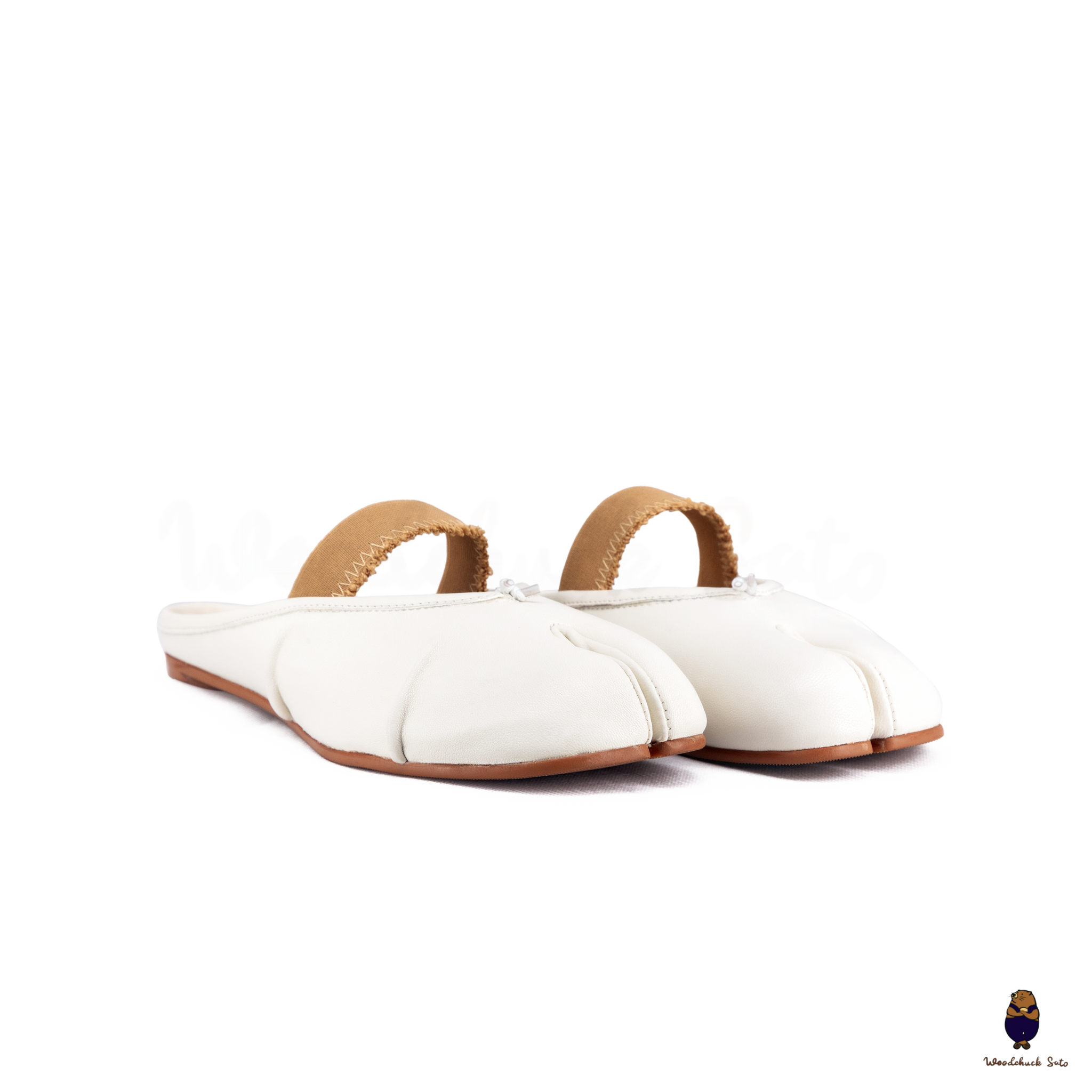 WoodchuckSato White Leather Tabi Mules with Ruched and Elastic Strap
