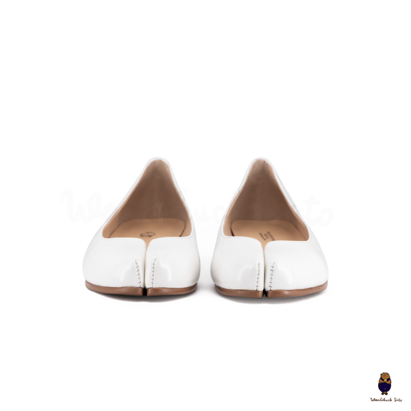 WoodchuckSato White Edge-Beaded Cowhide Leather Tabi Ballet Flats