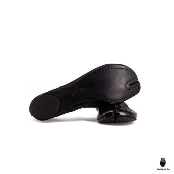 WoodchuckSato Black Horse Leather Tabi Ballet Ballerina Flats