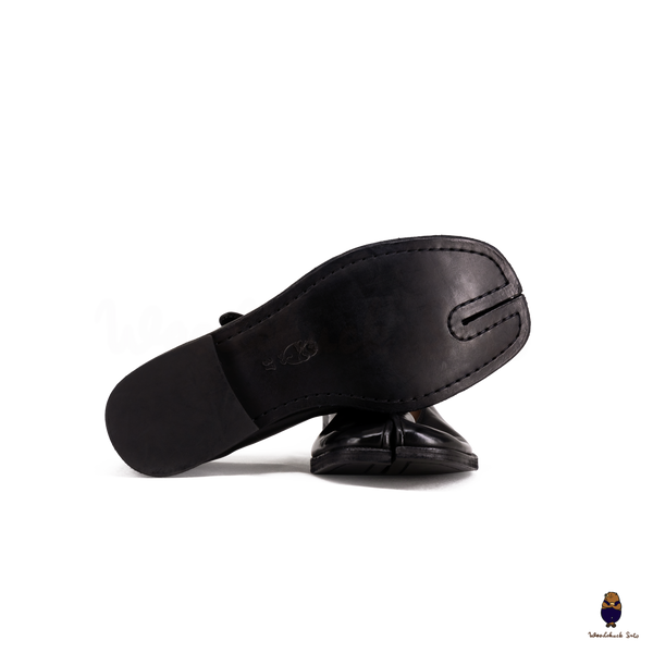 WoodchuckSato Black Horse Leather Tabi Mary Jane Shoes
