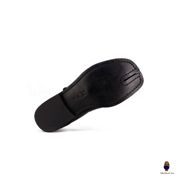 WoodchuckSato Black Horse Leather Tabi Mary Jane Shoes