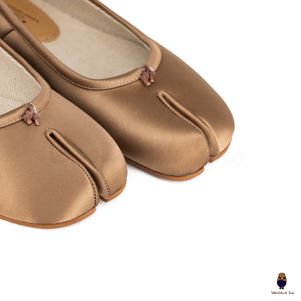 WoodchuckSato Bronze Silk Fabric Tabi Ballet Flats