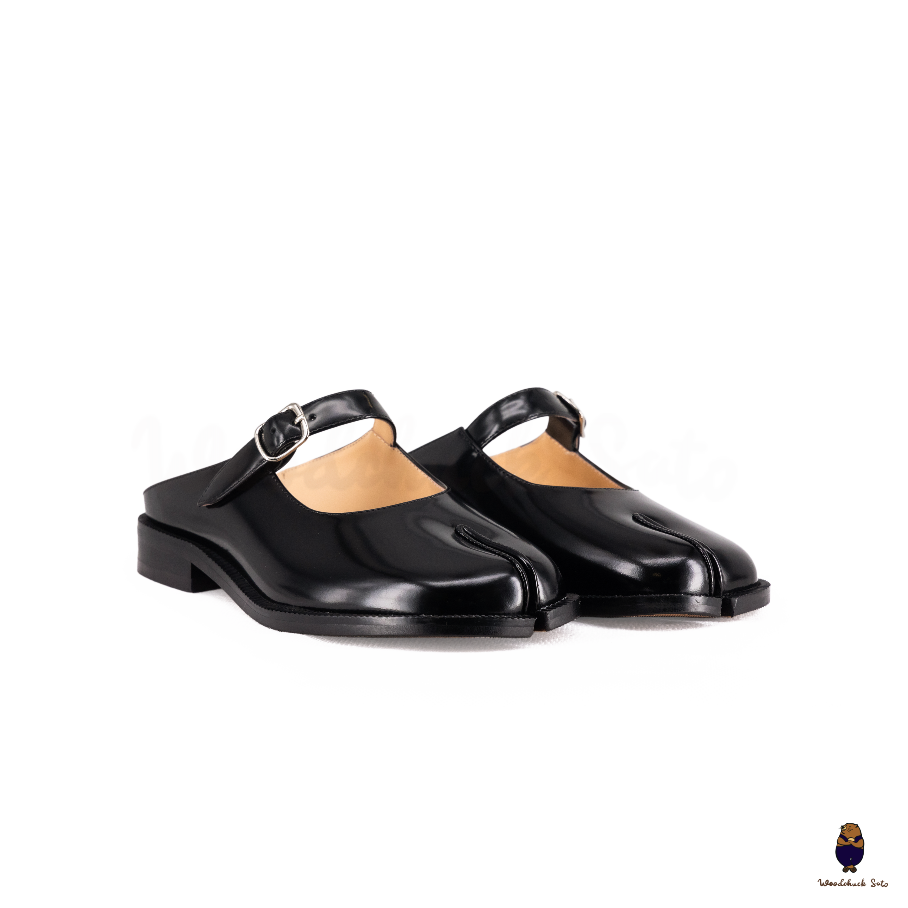 dead stock Duck’sフルブローグ レザーシューズ 8.5Dブラック QIN_8052.png?v=1757536796