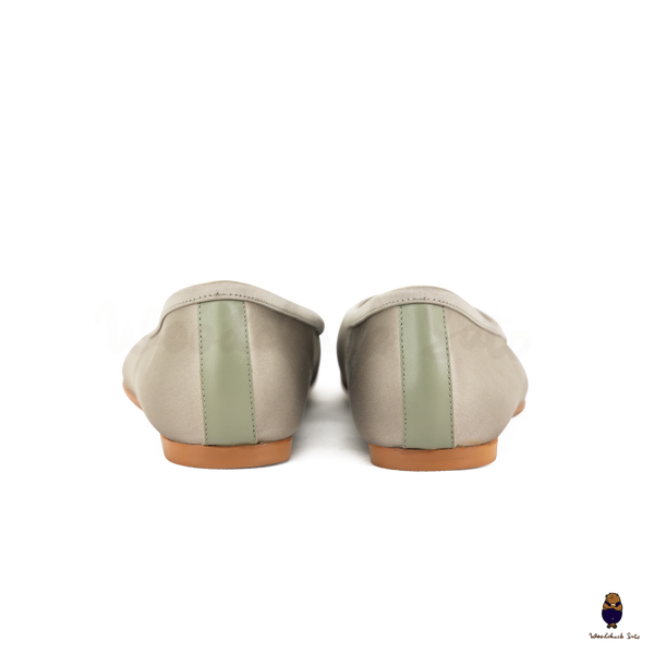 WoodchuckSato Silver Gray Silk Fabric Tabi Ballet Flats