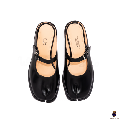 WoodchuckSato Black Edge-Beaded Cow Leather Tabi Split Toe Mary WoodchuckSato Black Edge-Beaded Cow Leather Tabi Split Toe Mary