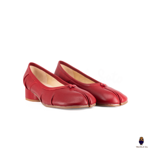 WoodchuckSato Red Leather Tabi Low Block Heel Pumps with Ruched Detailing
