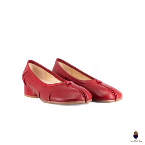 WoodchuckSato Red Leather Tabi Low Block Heel Pumps with Ruched Detailing