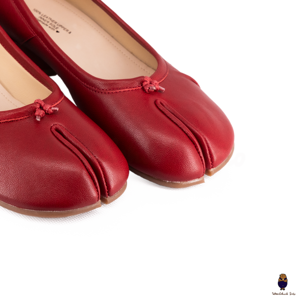 WoodchuckSato Red Leather Tabi Low Block Heel Pumps with Ruched Detailing