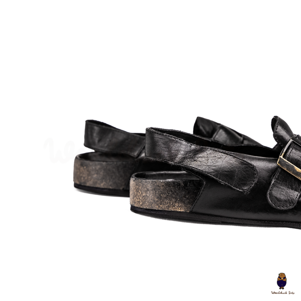 WoodchuckSato Black Horse Leather Tabi Split-Toe Buckle Sandals