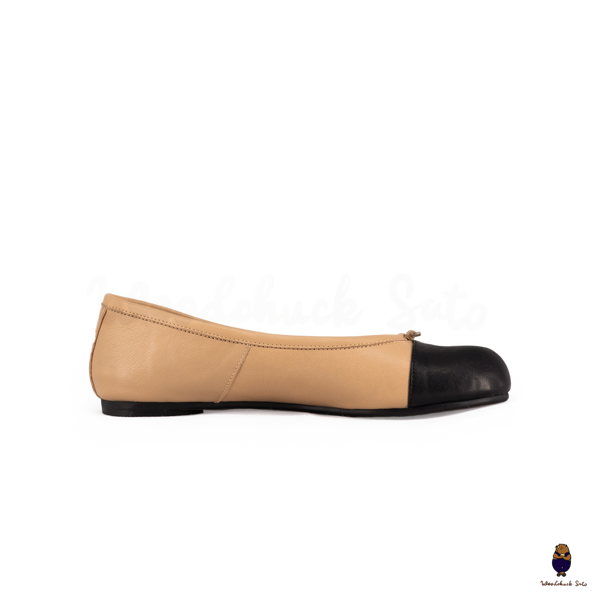 WoodchuckSato Beige & Black Leather Tabi Ballet Flats