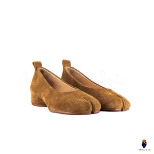 WoodchuckSato Brown Suede Cowhide Tabi Low Block Heel Pumps