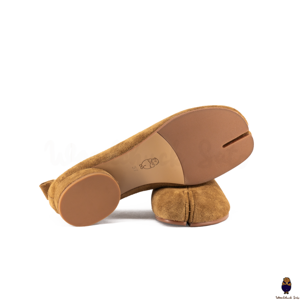 WoodchuckSato Brown Suede Cowhide Tabi Low Block Heel Pumps