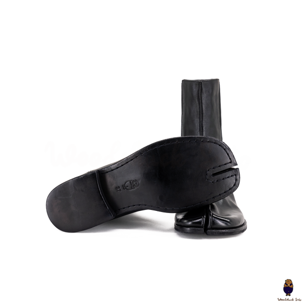 WoodchuckSato Black Horse Leather Tabi Chelsea Boots