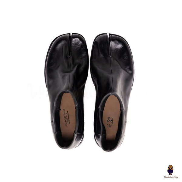 WoodchuckSato Black Horse Leather Tabi Chelsea Boots