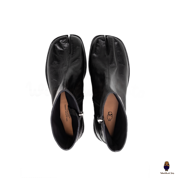 WoodchuckSato Black Horse Leather Tabi Ankle Boots with 3.5 cm Heel