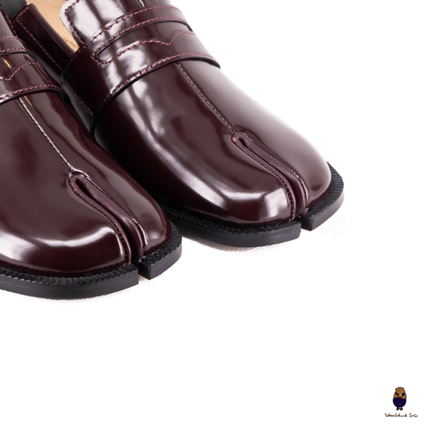 WoodchuckSato Burgundy Fold-Heel Edge-Beaded Cowhide Leather Penny Strap Tabi Loafers