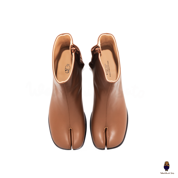 WoodchuckSato Brown Cow Leather Tabi Ankle Boots with 3 cm Heel