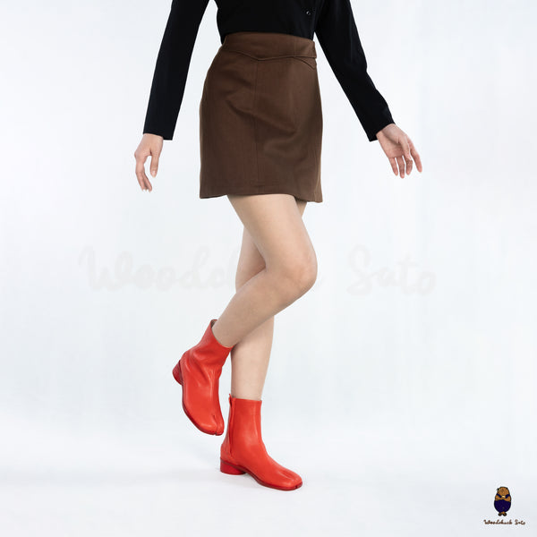 WoodchuckSato Red Cow Leather Tabi Ankle Boots with 3 cm Heel