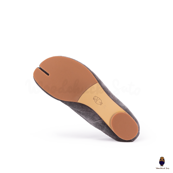WoodChuckSato Grey Ultra-Soft Fuzzy Cow Suede Tabi Ballet Flats