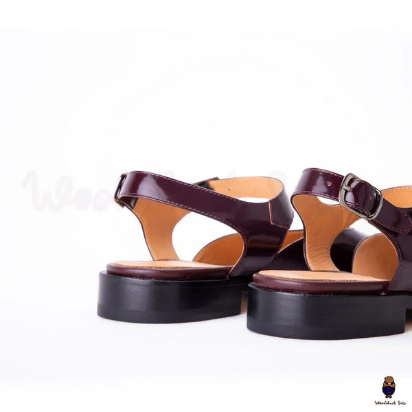 Woodchucksato Men's women's leather burgundy tabi split-toe sandals