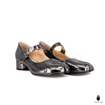 WoodChuckSato Women's Men's Cracked Metallic Tabi Split-Toe
