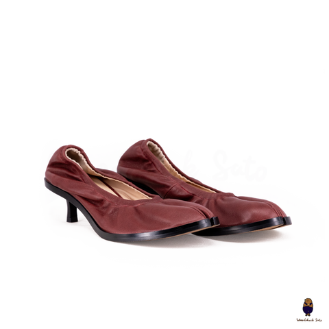 WoodchuckSato Burgundy Leather Tabi Pumps with Elasticized Top 4.5cm Flared Heel