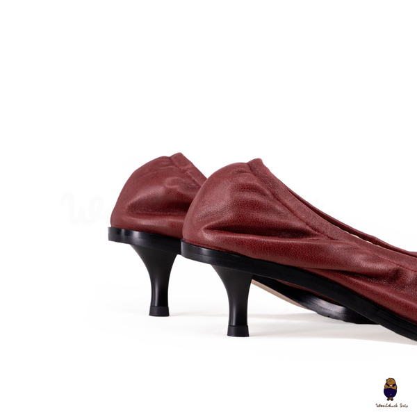 WoodchuckSato Burgundy Leather Tabi Pumps with Elasticized Top 4.5cm Flared Heel