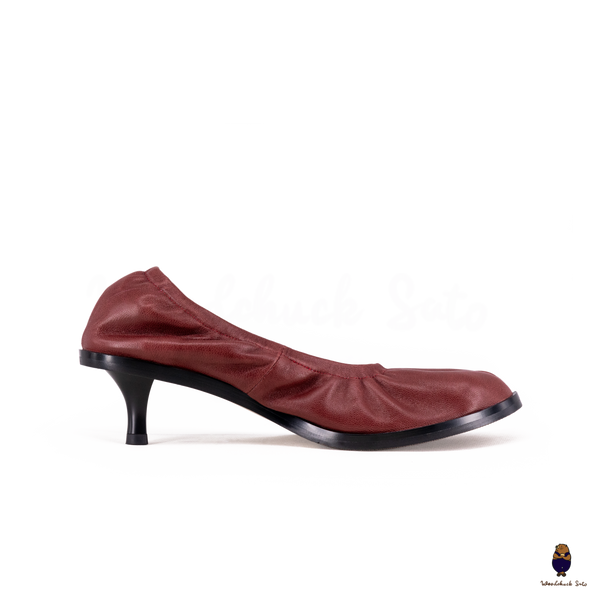 WoodchuckSato Burgundy Leather Tabi Pumps with Elasticized Top 4.5cm Flared Heel