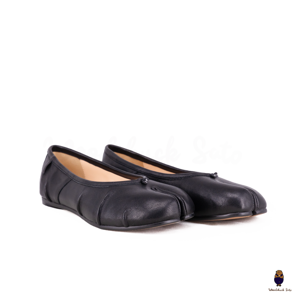 WoodChuckSato Damen- und Herren-Ballerinas Tabi Split-Toe „Distressed“ aus Leder in Schwarz, Größen EU 35–45