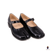 WoodChuckSato Zapatos planos Mary Jane de charol con punta dividida Tabi negro para hombre y mujer con correas de hebilla ajustables, tallas EU 35-47
