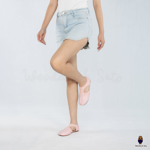WoodchuckSato Pink Leather & Lace Mesh Tabi Cut-Out Flats