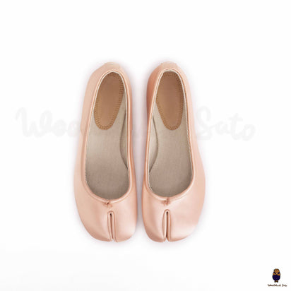 2025-25 秋冬新作  WoodChuckSato Women's Men's Light Pink Tabi Split-Toe Satin 靴