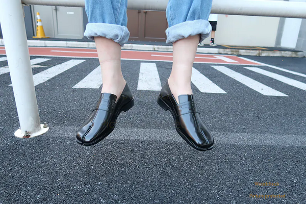 Vintage Tabi split toe calfskin leather shoes tabi pumpslats black  EU35-47
