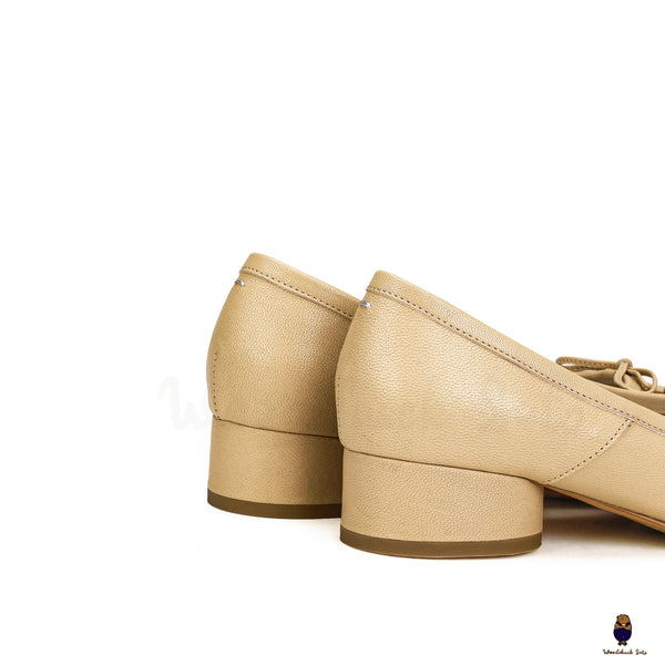 Beigefarbene Tabi-Mary-Jane-Schuhe aus gespaltenem Leder, Größe 35–45