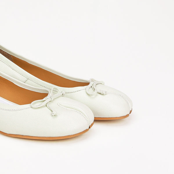 Weiße Tabi-Mary-Jane-Schuhe aus gespaltenem Leder, Größe 35–45