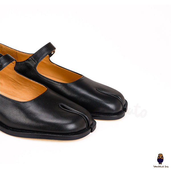 Unisex black leather tabi shoes flats sandal pumps